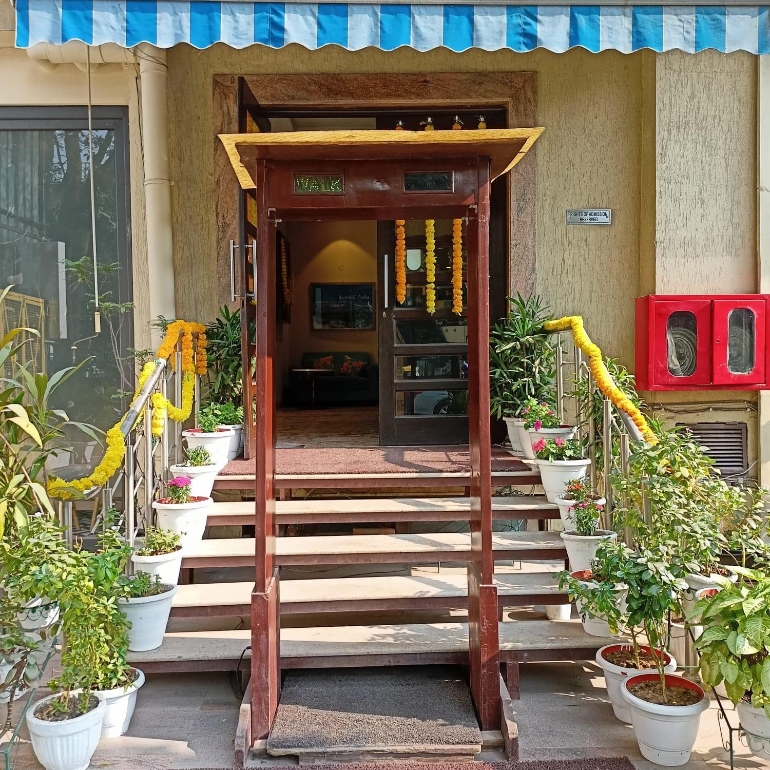 Cosy Grand, Chanakyapuri By The Cosy
