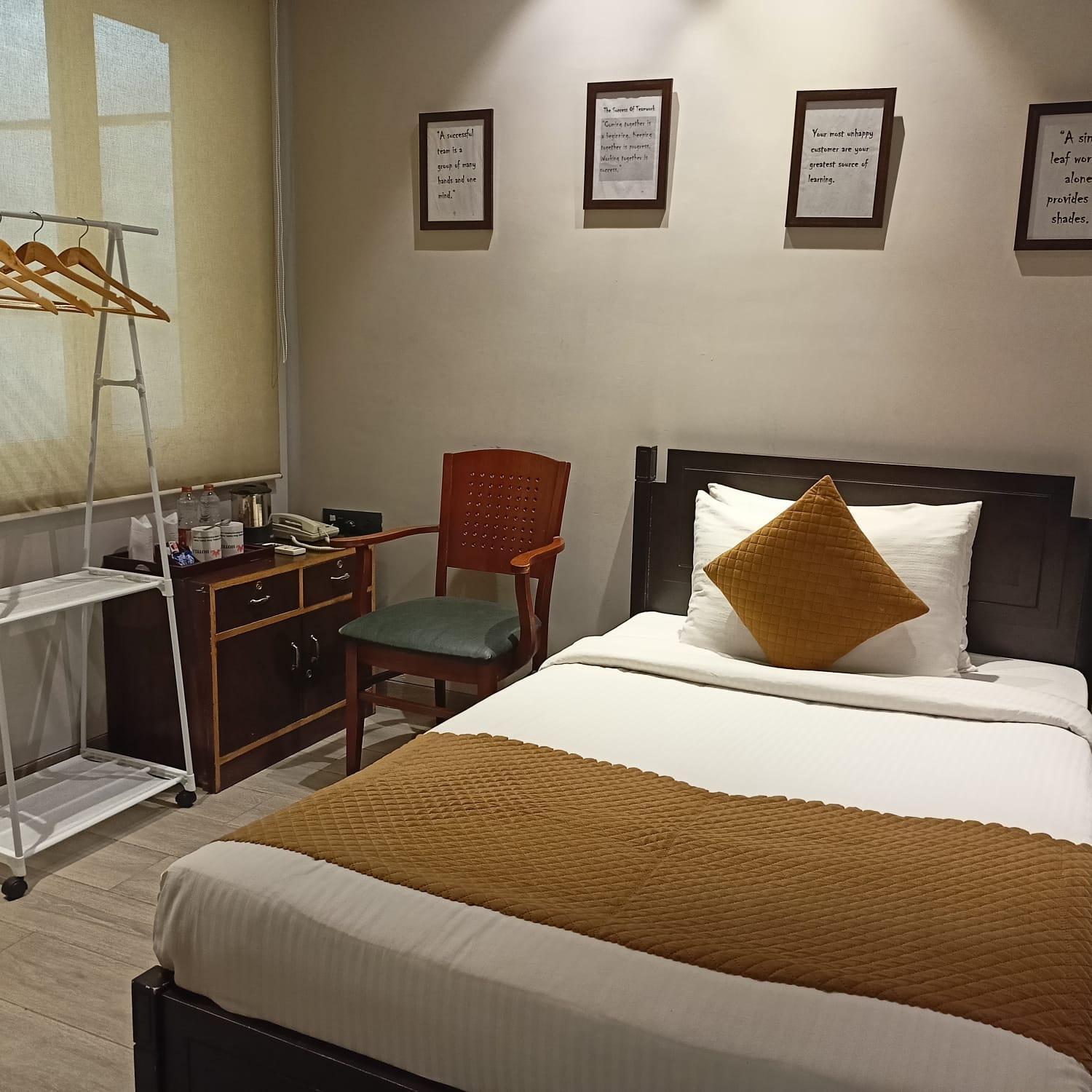 Cosy Grand, Chanakyapuri By The Cosy